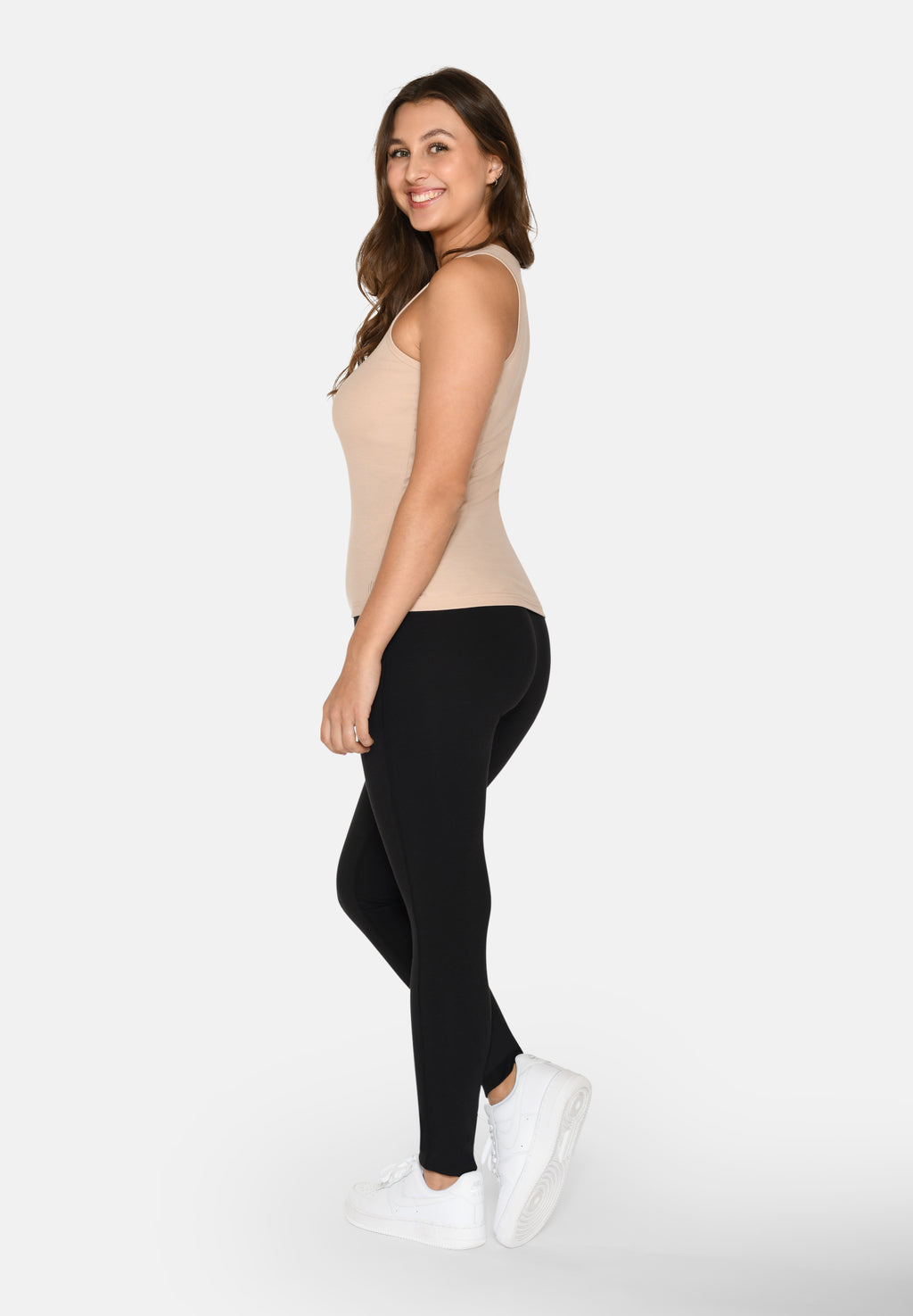 Ribbet bambustop til dame – Nude