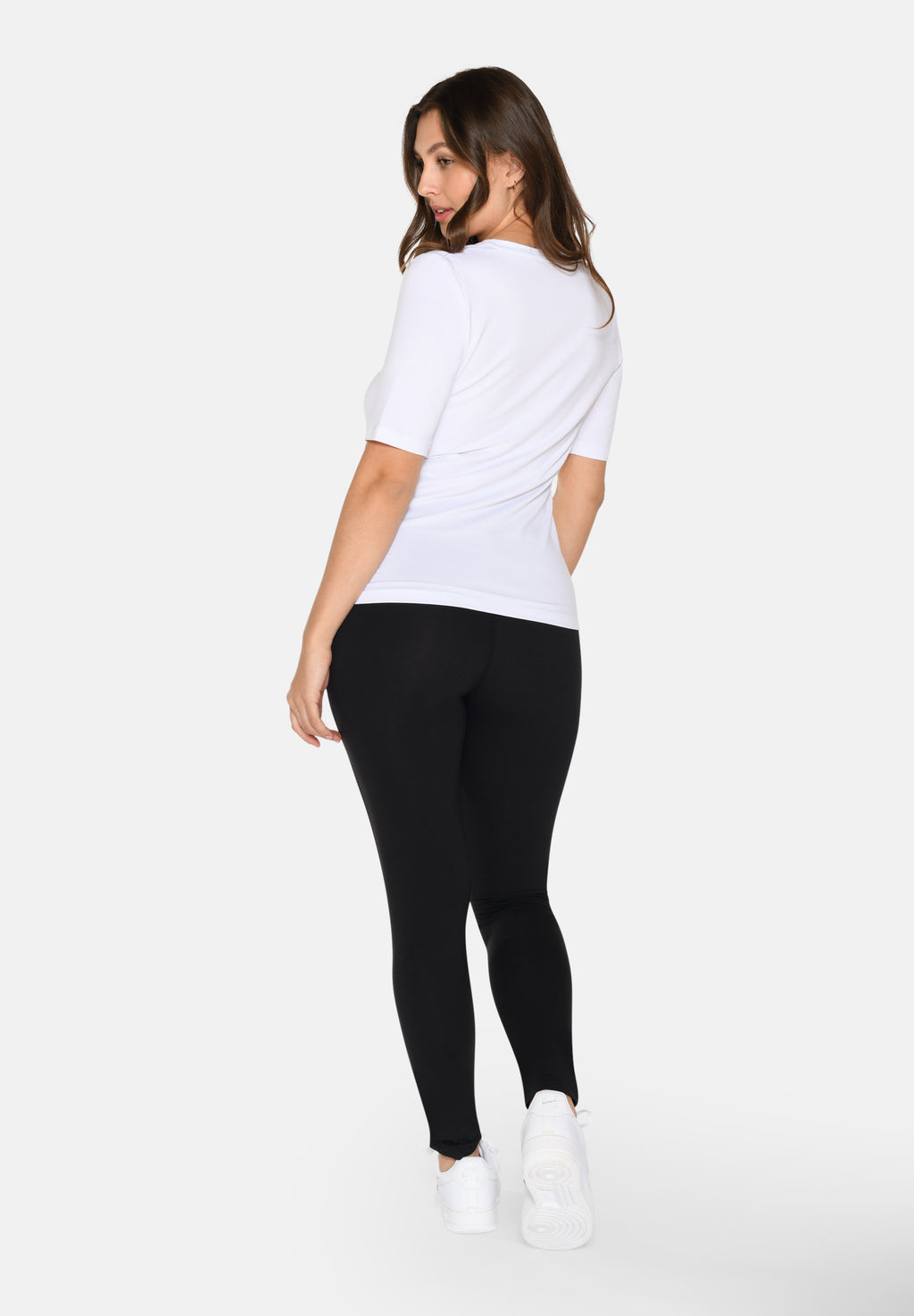 2-pak bambus T-shirts til dame – Slim Fit – Sort/Hvid